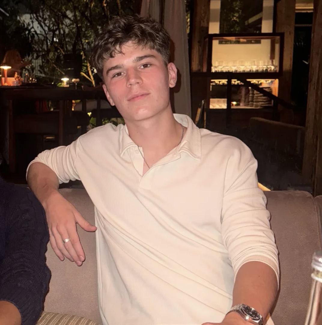 otavio zerbini in casual location